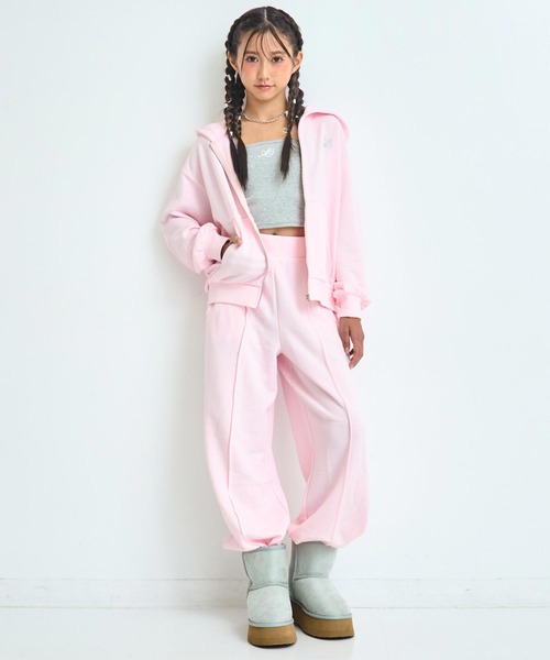 ANAP GｉRL（アナップガール）の「ラウンジウェアー 裏毛 パーカー【親子お揃い】【キッズお揃い】（パーカー・キッズ・グレー/ブラック/ピンク・XS/S/M）」の16枚目の写真