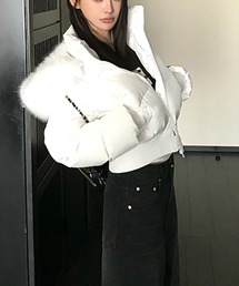 Songe（ソンジュ）の「フェイクファーフード付き中綿ブルゾン（ブルゾン・レディース）」