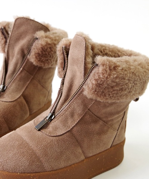 Minnetonka（ミネトンカ）の「【MINNETONKA/ミネトンカ】  25M04 厚底フロントジップボアブーツ（ブーツ・レディース・アッシュグレー/ブラック/ブラウン・6/7/8/9）」の10枚目の写真