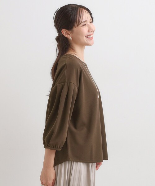 DRESKIP（ドレスキップ）の「【2点セット/7分袖】大人のきれい見え お袖タック入りアクセ付きトップス（Tシャツ/カットソー・レディース・ナチュラル/ダークブラウン/ブラック/レッド系1・01/02/03/04）」の20枚目の写真