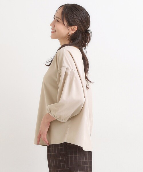 DRESKIP(ドレスキップ)の「【2点セット/7分袖】大人のきれい見え お袖タック入りアクセ付きトップス(Tシャツ/カットソー・レディース・ナチュラル/ダークブラウン/ブラック/レッド系1・01/02/03/04)」の18枚目の写真