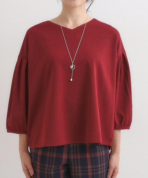 DRESKIP（ドレスキップ）の「【2点セット/7分袖】大人のきれい見え お袖タック入りアクセ付きトップス（Tシャツ/カットソー・レディース・ナチュラル/ダークブラウン/ブラック/レッド系1・01/02/03/04）」の5枚目の写真