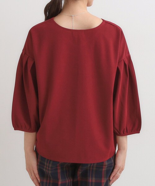 DRESKIP（ドレスキップ）の「【2点セット/7分袖】大人のきれい見え お袖タック入りアクセ付きトップス（Tシャツ/カットソー・レディース・ナチュラル/ダークブラウン/ブラック/レッド系1・01/02/03/04）」の7枚目の写真