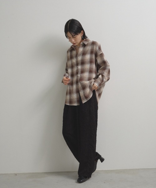 Shelly island(シェリーアイランド)の「チェックオーバーシャツ(シャツ/ブラウス・レディース・ホワイト/ブラウン/ブルー・FREE)」の12枚目の写真