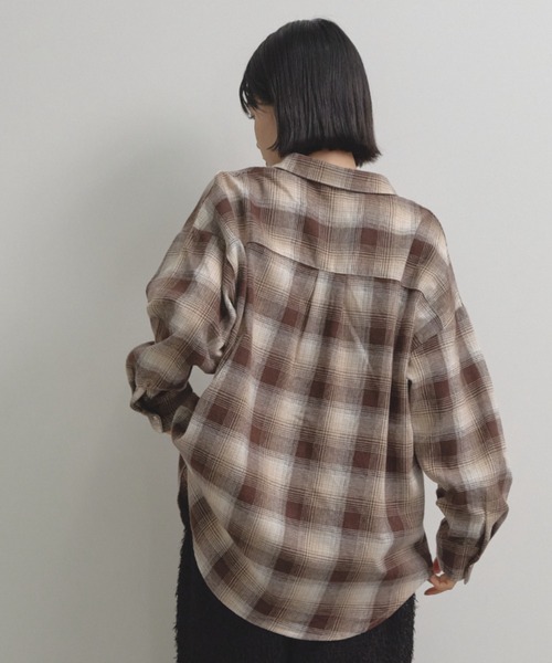 Shelly island(シェリーアイランド)の「チェックオーバーシャツ(シャツ/ブラウス・レディース・ホワイト/ブラウン/ブルー・FREE)」の14枚目の写真