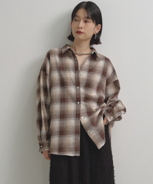 Shelly island(シェリーアイランド)の「チェックオーバーシャツ(シャツ/ブラウス・レディース・ホワイト/ブラウン/ブルー・FREE)」の11枚目の写真