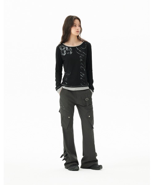 MAHAGRID(マハグリッド)の「『mahagrid/マハグリッド』 TRUTH LAYERED LONG SLEEVE TEE/レイヤードオフショルダー 長袖Tシャツ(Tシャツ/カットソー・レディース・チャコールグレー/アイボリー/ブラック・FREE)」の4枚目の写真