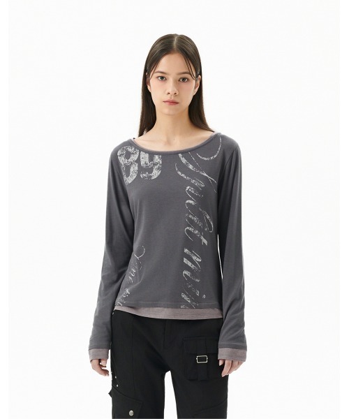 MAHAGRID(マハグリッド)の「『mahagrid/マハグリッド』 TRUTH LAYERED LONG SLEEVE TEE/レイヤードオフショルダー 長袖Tシャツ(Tシャツ/カットソー・レディース・チャコールグレー/アイボリー/ブラック・FREE)」の6枚目の写真