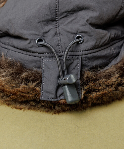 FREAK'S STORE（フリークスストア）の「HIGH LOFT PRIMALOFT FLIGHT CAP/ハイロフト プリマロフト フライトキャップ（キャップ・メンズ・オリーブ/チャコールグレー/ブラック・ONE SIZE）」の8枚目の写真