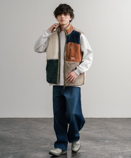 KRIFF MAYER（クリフメイヤー）の「KRIFF MAYER クリフメイヤー スタンドネック配色切替シャギーボアベスト 2514402（ベスト・メンズ・グリーン/マルチ/グレー/ブラック/ナチュラル/ネイビー/ブラウン・XL/L/M）」の15枚目の写真