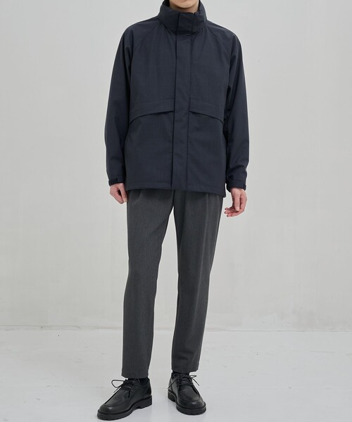 UNITED TOKYO(ユナイテッドトウキョウ)の「TECH WOOL 3レイヤー マウンテンブルゾン(ブルゾン・メンズ・ブラック/ダークグレー・1/2)」の6枚目の写真