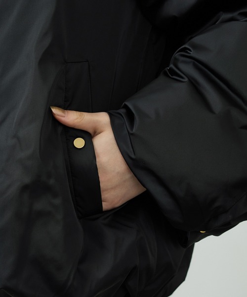 ROPE'（ロペ）の「ハイネックジップショート丈ダウンコート/イージーケア（ダウンジャケット/コート・レディース・ブラック/ネイビー・FREE）」の18枚目の写真