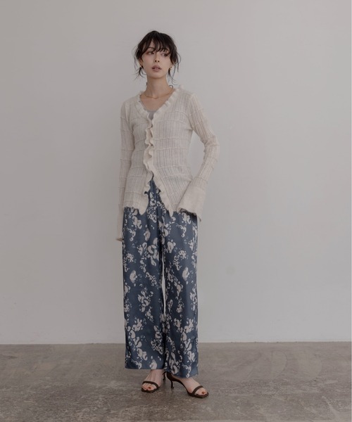 Eimee Law（エイミーロウ）の「ランダムリブフリルニットカーディガン（カーディガン/ボレロ・レディース・アイボリー/ブラック/チャコールグレー・FREE）」の6枚目の写真