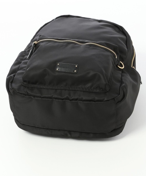 Elura(エルーラ)の「マルチP撥水リュック/597586(バックパック/リュック・レディース・オフホワイト/ブラウン系その他/ブラック/グレー・ONE SIZE)」の11枚目の写真