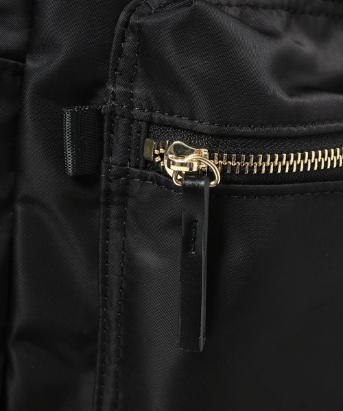 Elura(エルーラ)の「マルチP撥水リュック/597586(バックパック/リュック・レディース・オフホワイト/ブラウン系その他/ブラック/グレー・ONE SIZE)」の15枚目の写真