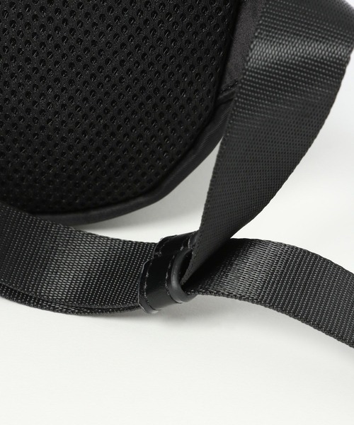 Elura(エルーラ)の「マルチP撥水リュック/597586(バックパック/リュック・レディース・オフホワイト/ブラウン系その他/ブラック/グレー・ONE SIZE)」の22枚目の写真