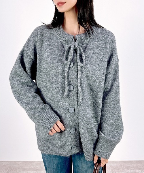 CLOTHY(クロシィ)の「【ふっくらとした毛足のあるミックスニット】2WAYミックスニットカーディガン(カーディガン/ボレロ・レディース・ブルー/チャコールグレー/ベージュ・FREE)」の2枚目の写真
