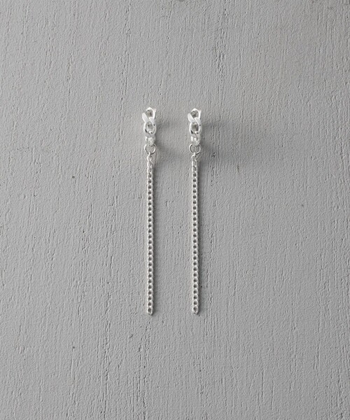 and cloud（アンドクラウド）の「Chain Charm Earring（イヤリング・レディース・シルバー・FREE）」の2枚目の写真