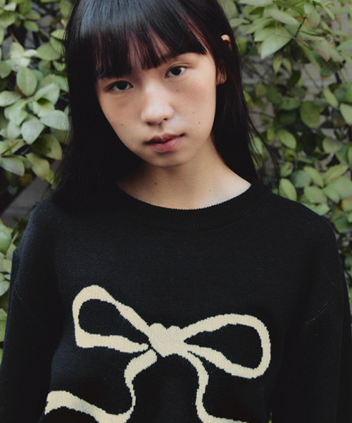 RONRON（ロンロン）の「HEART RIBBON JACQUARD KNIT BLACK（ニット/セーター・レディース・その他・FREE）」の4枚目の写真