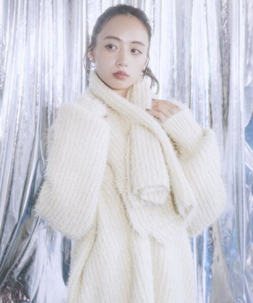 earth music&ecology(アースミュージックアンドエコロジー)の「カラーミックスシャギーマフラー(マフラー・レディース・モカ/クリーム/グレー・FREE)」の12枚目の写真