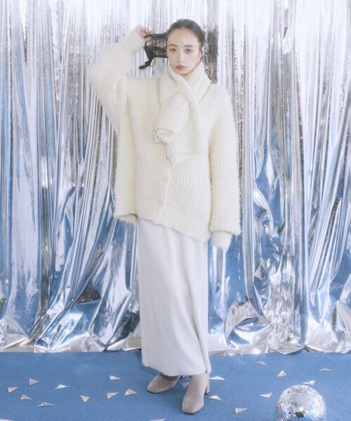 earth music&ecology(アースミュージックアンドエコロジー)の「カラーミックスシャギーマフラー(マフラー・レディース・モカ/クリーム/グレー・FREE)」の13枚目の写真