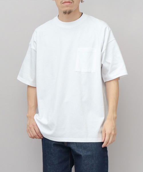 Goodwear(グッドウェア)の「USAコットン 吸水速乾・接触冷感 ポケット付き スーパービッグシルエット 5分袖 Tシャツ(Tシャツ/カットソー・メンズ・ホワイト/ブラック・M/L)」の5枚目の写真