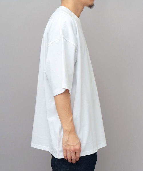 Goodwear(グッドウェア)の「USAコットン 吸水速乾・接触冷感 ポケット付き スーパービッグシルエット 5分袖 Tシャツ(Tシャツ/カットソー・メンズ・ホワイト/ブラック・M/L)」の19枚目の写真