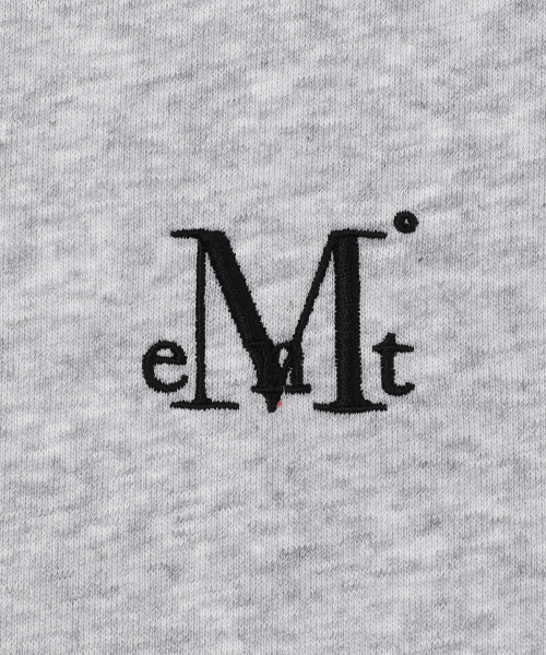 MUCENT(ムセント)の「シグニチャーベーシックロゴワンショルダーマンツーマン(3カラー)(スウェット・レディース・ブラック/グレー/チャコール・FREE)」の9枚目の写真