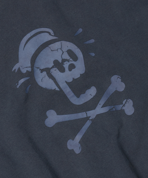 FRIZMWORKS(フリズムワークス)の「BLACK FLAG PIGMENT DYEING SWEATSHIRT _ NAVY(スウェット・メンズ・その他・SMALL/MEDIUM/LARGE/X-LARGE)」の5枚目の写真
