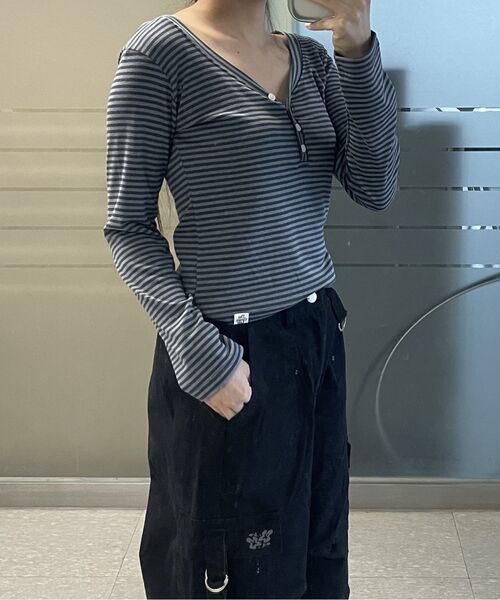 THE GREEN LAB（ザグリーンラボ）の「ストライプヘンリーネックロングスリーブ[チャコールグレー]（Tシャツ/カットソー・レディース・その他・FREE）」の16枚目の写真