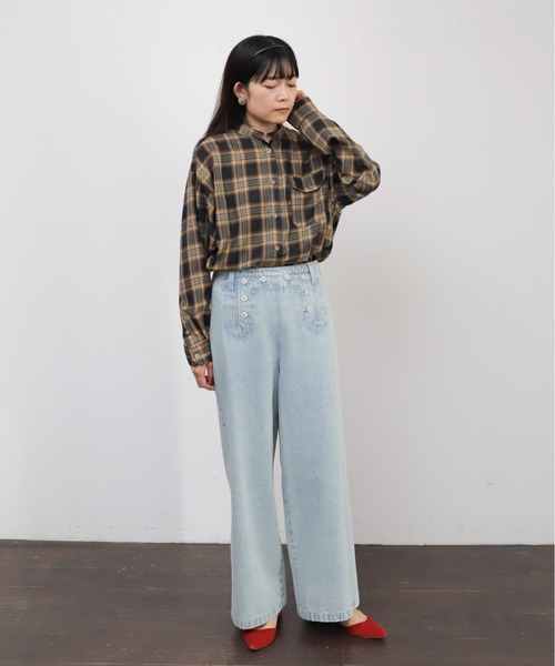 Blanc Bleu Minuit(ブランブルーミニュイ)の「コットンデニム セーラーパンツ(その他パンツ・レディース・サックスブルー/ネイビー・FREE)」の4枚目の写真