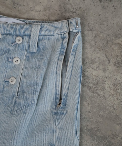 Blanc Bleu Minuit(ブランブルーミニュイ)の「コットンデニム セーラーパンツ(その他パンツ・レディース・サックスブルー/ネイビー・FREE)」の9枚目の写真
