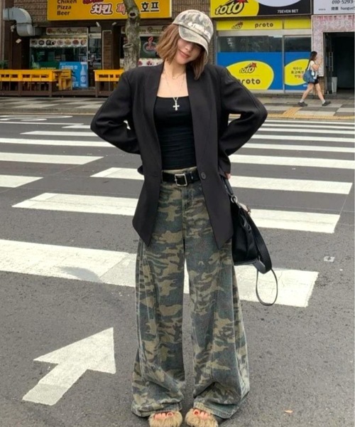 CANVAS+(キャンバスプラス)の「【CANVAS+】迷彩柄ワイドルーズパンツ(その他パンツ・レディース・カーキ・L/M/S)」の7枚目の写真