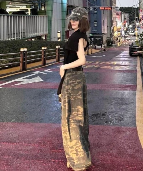 CANVAS+(キャンバスプラス)の「【CANVAS+】迷彩柄ワイドルーズパンツ(その他パンツ・レディース・カーキ・L/M/S)」の11枚目の写真
