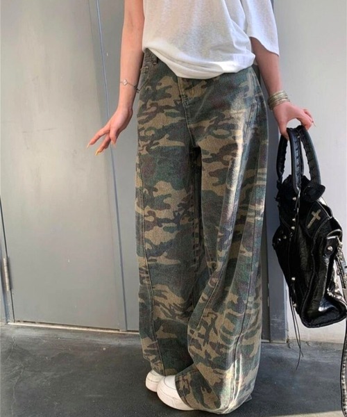 CANVAS+(キャンバスプラス)の「【CANVAS+】迷彩柄ワイドルーズパンツ(その他パンツ・レディース・カーキ・L/M/S)」の13枚目の写真