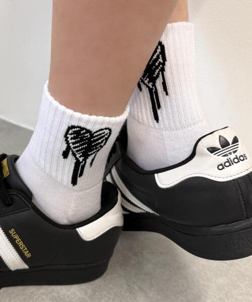 WEGO（ウィゴー）の「WEGO/手書き風ハートハイアンクルソックス（ソックス/靴下・メンズ・ホワイト/ブラック・25-27CM）」の4枚目の写真