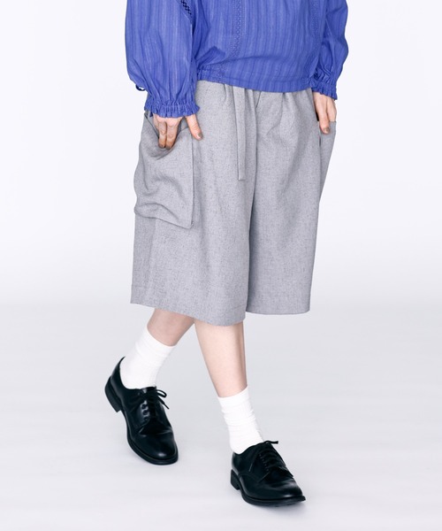 Kelen(ケレン)の「「KELEN / ケレン」ベルト付きデザインハーフパンツ(その他パンツ・レディース・グレー/ブラック/オートミール/ブラウン・S/M)」の3枚目の写真