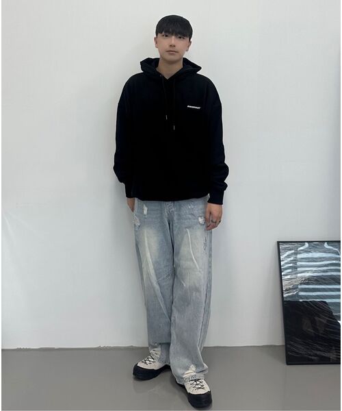 MASSNOUN(マスノウン)の「スマイルオーバーサイズヘビーフードパーカー MWZHD001-BK(パーカー・レディース・その他・LARGE/MEDIUM)」の8枚目の写真