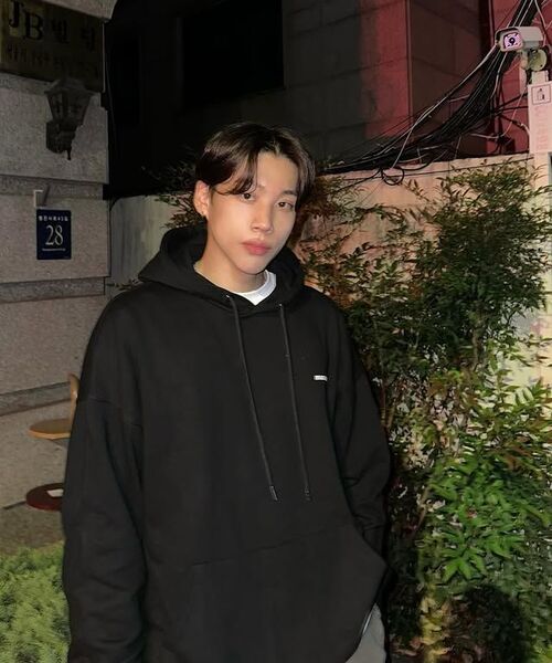 MASSNOUN(マスノウン)の「スマイルオーバーサイズヘビーフードパーカー MWZHD001-BK(パーカー・レディース・その他・LARGE/MEDIUM)」の11枚目の写真