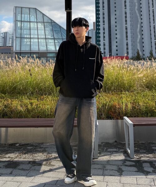 MASSNOUN(マスノウン)の「スマイルオーバーサイズヘビーフードパーカー MWZHD001-BK(パーカー・レディース・その他・LARGE/MEDIUM)」の13枚目の写真