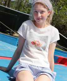 POEV（ポエブ）の「Berry Flower T-shirt - White（Tシャツ/カットソー）」