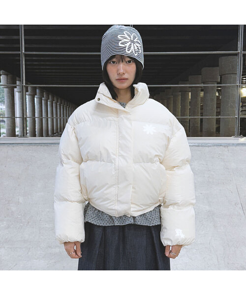 album di famiglia フーディダウンジャケット　オフホワイト S album di famiglia フーディダウンジャケット オフホワイト S - メルカリ