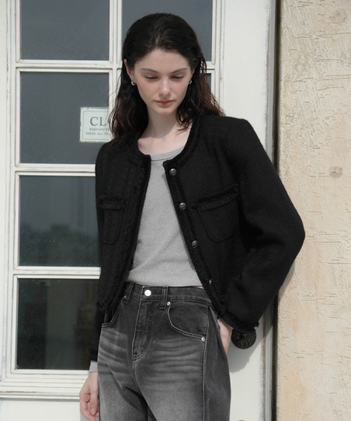 DEHEVE（デヘヴェ）の「Fringe Trimming Tweed Jacket [Black]（その他アウター・レディース・ブラック・MEDIUM/SMALL）」の5枚目の写真