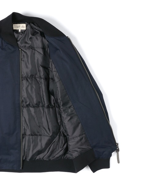 The DUFFER of ST.GEORGE（ザダファーオブセントジョージ）の「N/C PUDDING MA-1 JACKET：コットンナイロン 中綿入り MA-1ジャケット（MA-1・メンズ・ブラック/ネイビー・SMALL/MEDIUM/LARGE/X-LARGE）」の16枚目の写真