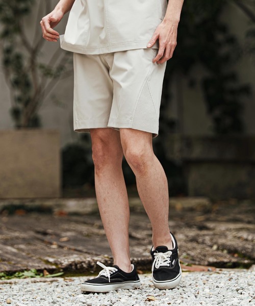 CALL&RESPONSE(コールアンドレスポンス)の「mp14414- 切り替えハーフパンツ-NOBIRU P(262-1551-02)(その他パンツ・メンズ・グレイッシュベージュ/ブラック・4/2)」の2枚目の写真