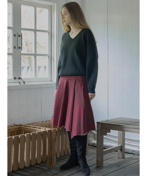 AVANT-G(アバン)の「V-neck Oversized Knit Pullover - BLACK(ニット/セーター・レディース・その他・FREE)」の7枚目の写真
