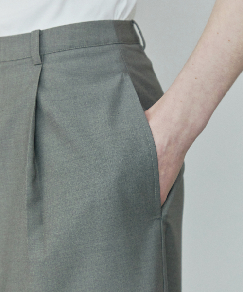 IHR(アイエイチアール)の「ワンタックワイドトラウザー / モカブラウン(スラックス・レディース・その他・SMALL/MEDIUM)」の3枚目の写真