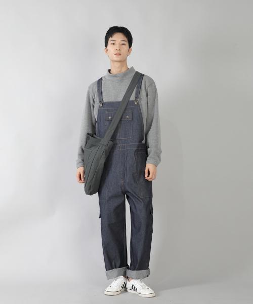 SAINTCREW(セントクルー)の「ラウンドボリュームペンタゴンポケットクロスバッグ RVP-150 チャコール(メッセンジャーバッグ・メンズ・その他・フリー)」の5枚目の写真