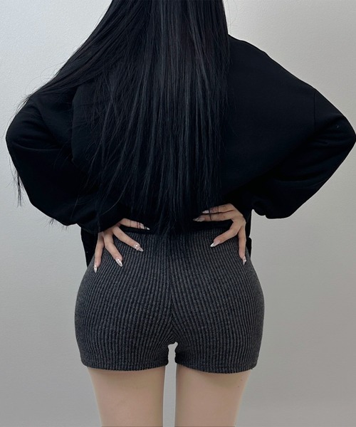 FOLLOWIN(フォロウィン)の「【FOLLOWIN韓国風ショートパンツ】リブショートパンツ(その他パンツ・レディース・ブラック/チャコールグレー・FREE)」の21枚目の写真