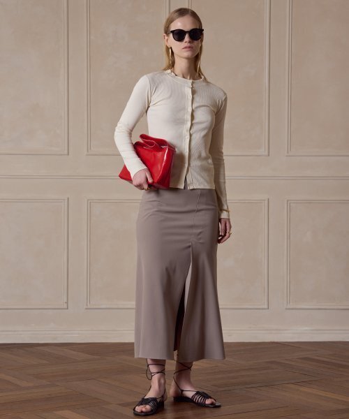 320SHOWROOM（320ショールーム）の「Round neck ribbed cardigan Cream（カーディガン/ボレロ・レディース・その他・FREE）」の3枚目の写真
